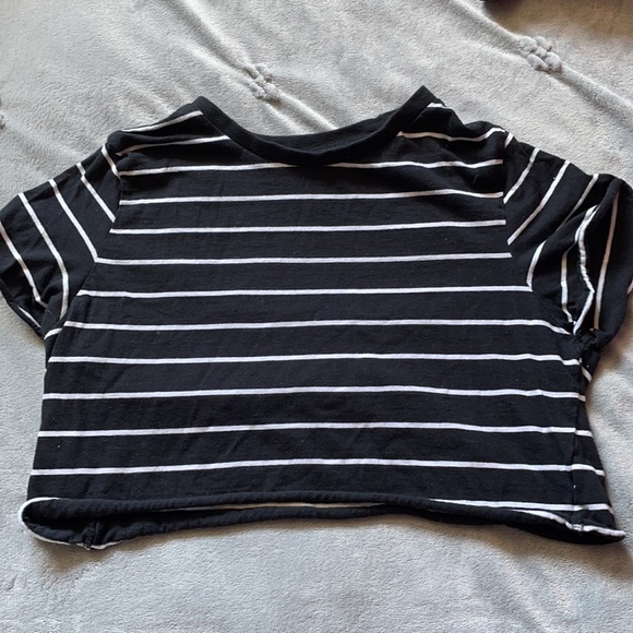 SOLD ON INSTAGRAM - Picture 1 of 4